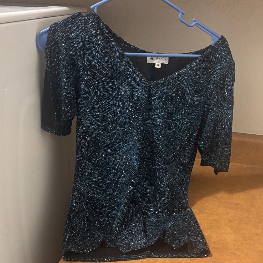 Sparkly Slit Sleeve Blouse